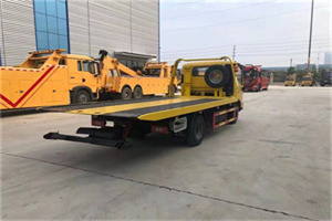 习水非事故拖车